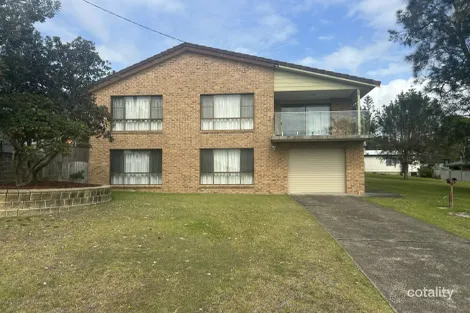 2 Anniversary Dr, Diamond Beach, NSW 2430