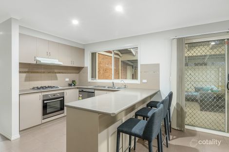 Property photo of 3 Nandaly Place Cranbourne West VIC 3977