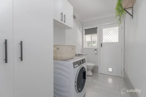 Property photo of 22 Emerald Street Dubbo NSW 2830