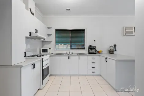 Property photo of 1/796 Plenty Road South Morang VIC 3752