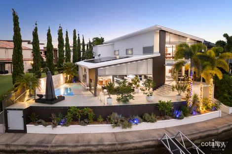 90 Royal Albert Cres, Paradise Point, QLD 4216