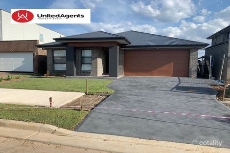 36 Gledswood Hills Dr, Gledswood Hills, NSW 2557