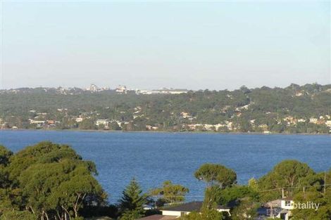 Property photo of 29 Defender Close Marmong Point NSW 2284