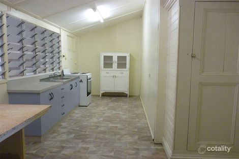 9 Scott St, Ayr, QLD 4807