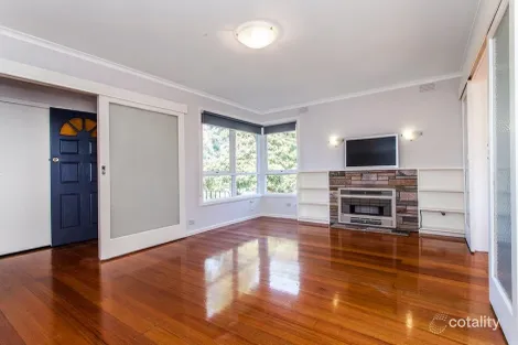 36 BELLARA DR, MOOROOLBARK, VIC 3138
