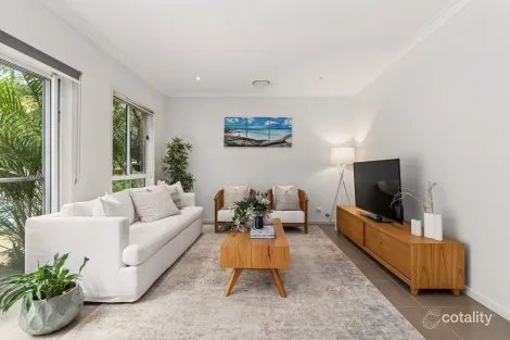 Property photo of 30 Leichhardt Crescent Sylvania NSW 2224