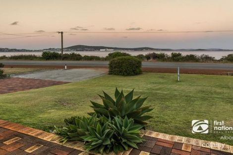 Property photo of 164 Bay View Drive Little Grove WA 6330