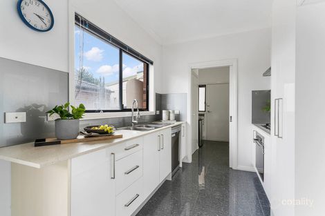 Property photo of 1/5 Hastings Avenue Blackburn South VIC 3130
