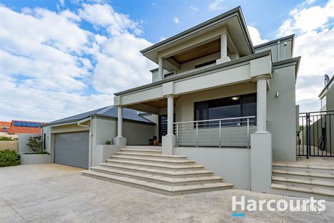 Property photo of 98 Sanctuary Circuit Dawesville WA 6211