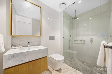 Property photo of 701/4-6 Alexandra Avenue Mermaid Beach QLD 4218