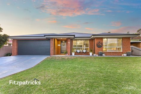 Property photo of 19 Tinga Crescent Kooringal NSW 2650