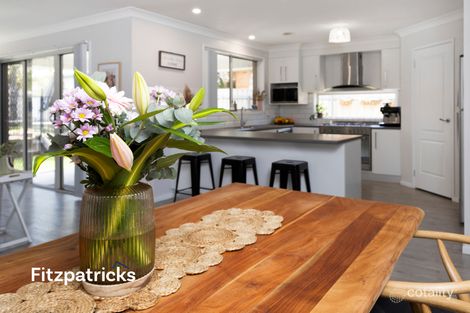 Property photo of 19 Tinga Crescent Kooringal NSW 2650