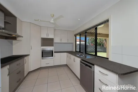 Property photo of 10 Whitewood Close Mount Louisa QLD 4814