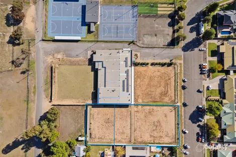 Adams St, Tocumwal, NSW 2714