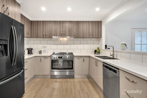 Property photo of 1/16 Manningtree Parade Craigieburn VIC 3064