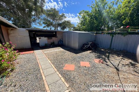 Property photo of 6 Farmer Way Parmelia WA 6167