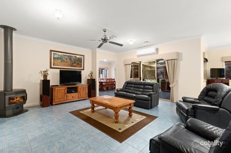 Property photo of 32 Windsor Drive Beaconsfield VIC 3807