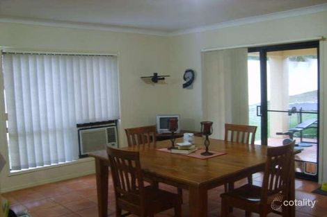 Property photo of 10 Shoreham Chase Arundel QLD 4214