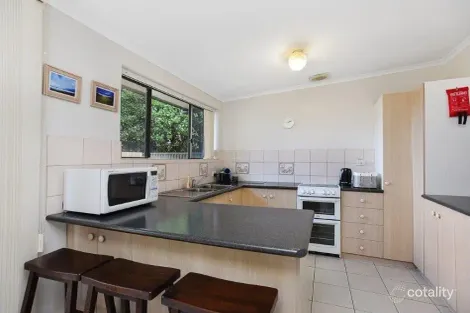 Property photo of 32 Chapman Road Middleton SA 5213