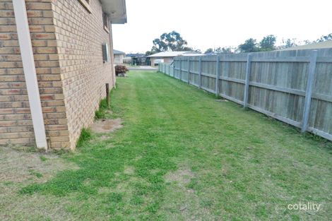 5 Lyons Cres, Warwick, QLD 4370