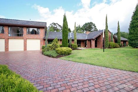 4 Orchard Rise, Park Orchards, VIC 3114