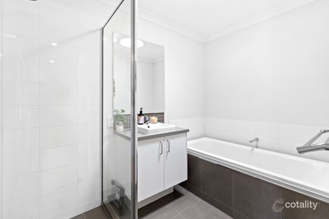 Property photo of 77 Nelson Street Cranbourne East VIC 3977
