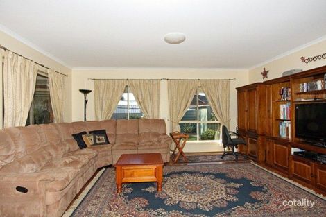 Property photo of 2 Crocker Crescent Loxton SA 5333