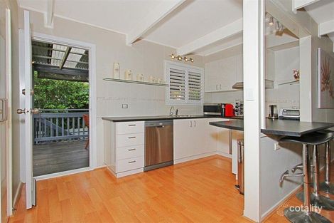 Property photo of 28 Surf Beach Avenue Surf Beach NSW 2536