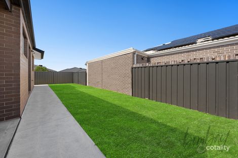 Property photo of 27 Fenska Street Kalkallo VIC 3064
