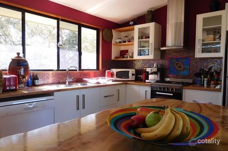 Property photo of 28 Dammerel Crescent Emerald Beach NSW 2456