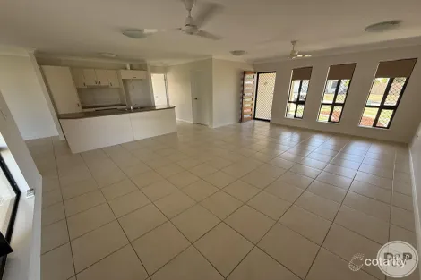 Property photo of 4 Lochern Way Bushland Beach QLD 4818