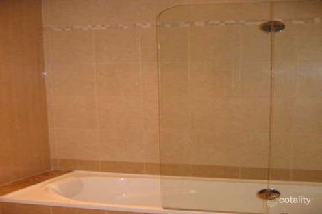 Property photo of 4/17 Adori Street Surfers Paradise QLD 4217