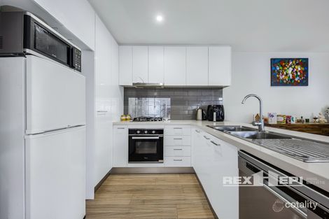 Property photo of 1 Sunshine Court Hampton Park VIC 3976