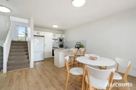 Property photo of 18/4 Crawford Lane Mount Hutton NSW 2290