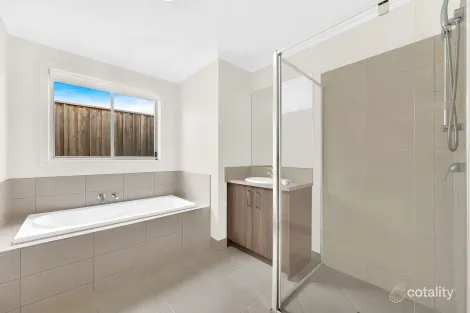 Property photo of 105 Wellington Street Mernda VIC 3754