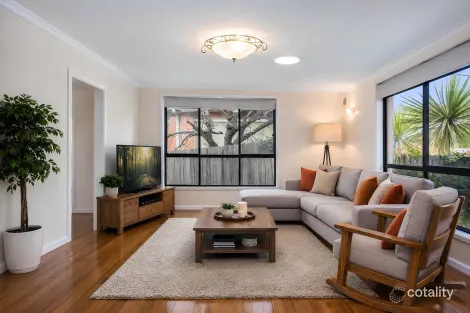Property photo of 330 Mascoma Street Strathmore Heights VIC 3041