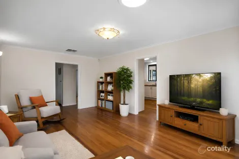 Property photo of 330 Mascoma Street Strathmore Heights VIC 3041
