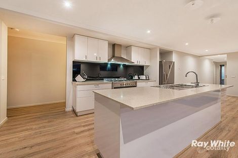 Property photo of 11 Baranello Crescent Cranbourne East VIC 3977