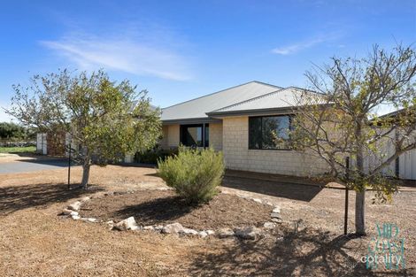 Property photo of 6 Dianthus Way Strathalbyn WA 6530