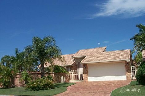 2 Cockleshell Ct, Runaway Bay, QLD 4216