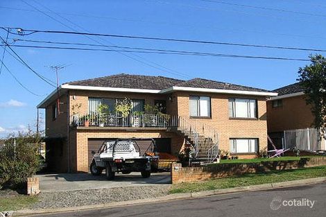 6 Canobolas St, Fairfield West, NSW 2165