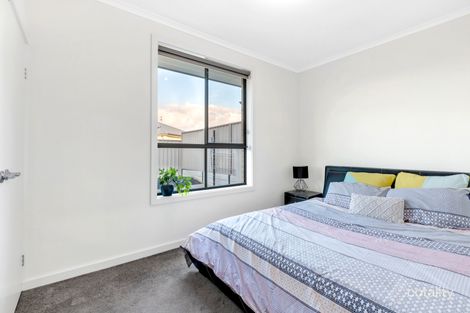5 Fairlight Pl, Seaford Rise, SA 5169