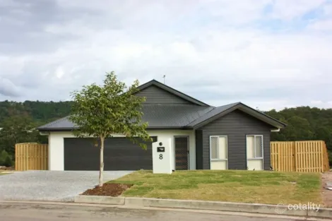 8 Kaplan St, Oxenford, QLD 4210