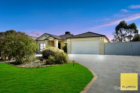 Property photo of 7 Hinchinbrook Close Caroline Springs VIC 3023