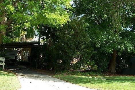 9 Mereworth Rd, Thornlie, WA 6108