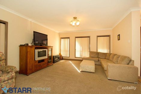 Property photo of 6 Birriwa Circuit Mount Annan NSW 2567