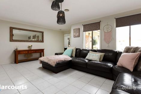 Property photo of 27 Chapman Street Carrum Downs VIC 3201