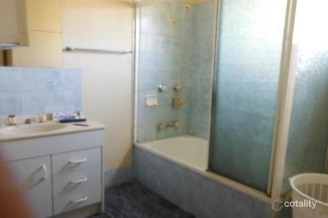 Property photo of 6 Grove Crescent Beachmere QLD 4510