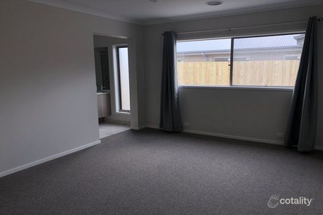 Property photo of 5 Brettim Boulevard Grovedale VIC 3216