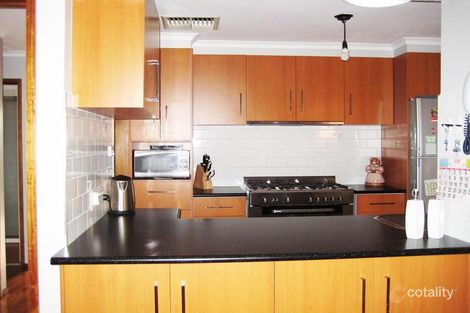 Property photo of 207 Furlong Road St Albans VIC 3021
